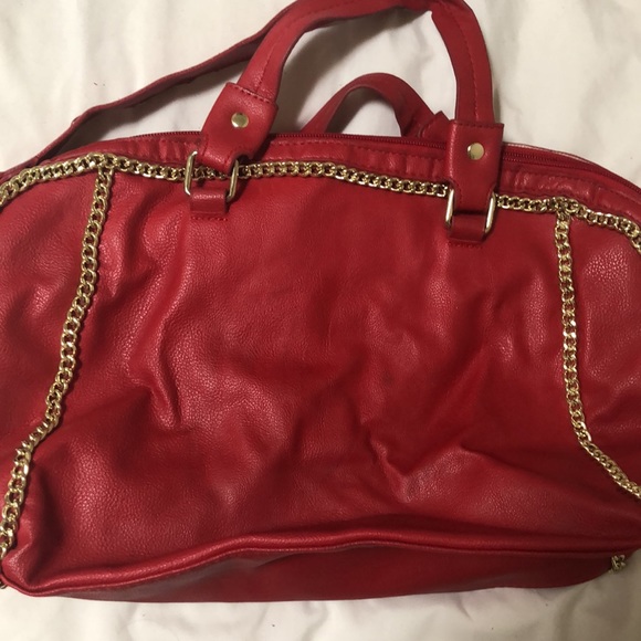 Large red/gold Steven Madden bag. Vegan leather. - Picture 4 of 7